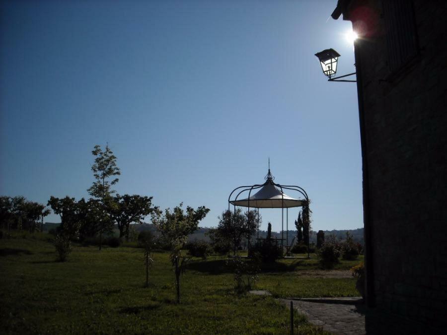 Cascinale La Mimosa Bed & Breakfast Cupramontana Exterior photo